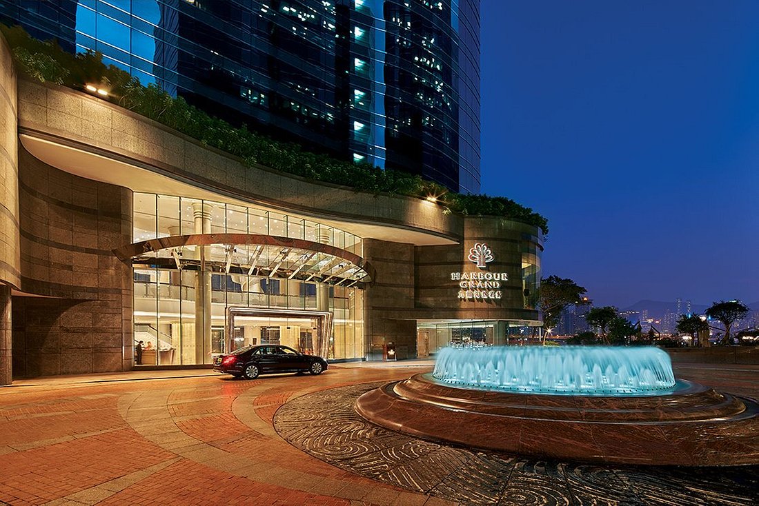 九龍海逸君綽酒店，位於香港的飯店