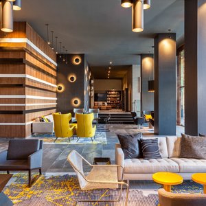 Le Meridien Hub