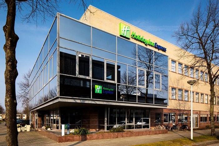 HOLIDAY INN EXPRESS AMSTERDAM - SOUTH, AN IHG HOTEL - Updated 2023 Prices &  Reviews (The Netherlands)