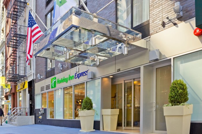 Tutustu 35+ imagen holiday inn express new york