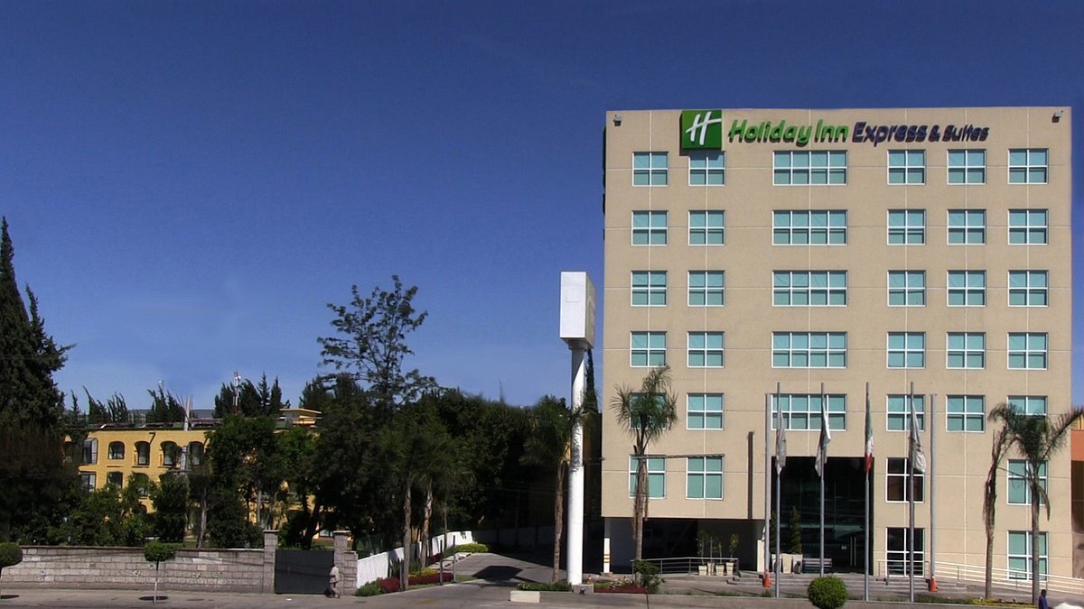 Holiday Inn Express &amp; Suites Queretaro, hotel en Santiago de Querétaro