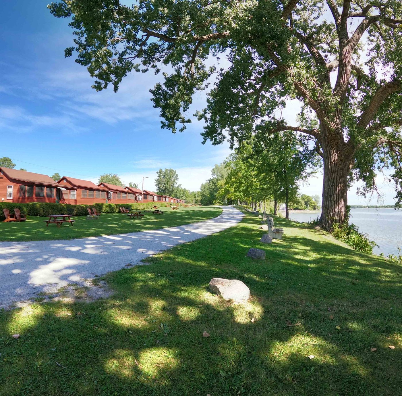 HENRY'S SPORTSMAN'S COTTAGES Updated 2024 Cottage Reviews (Alburgh, VT)