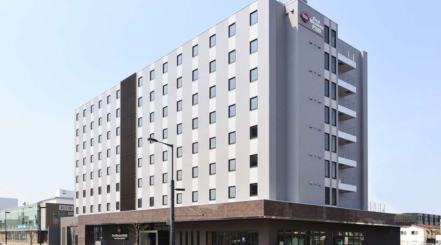 BW Plus Chitose Exterior