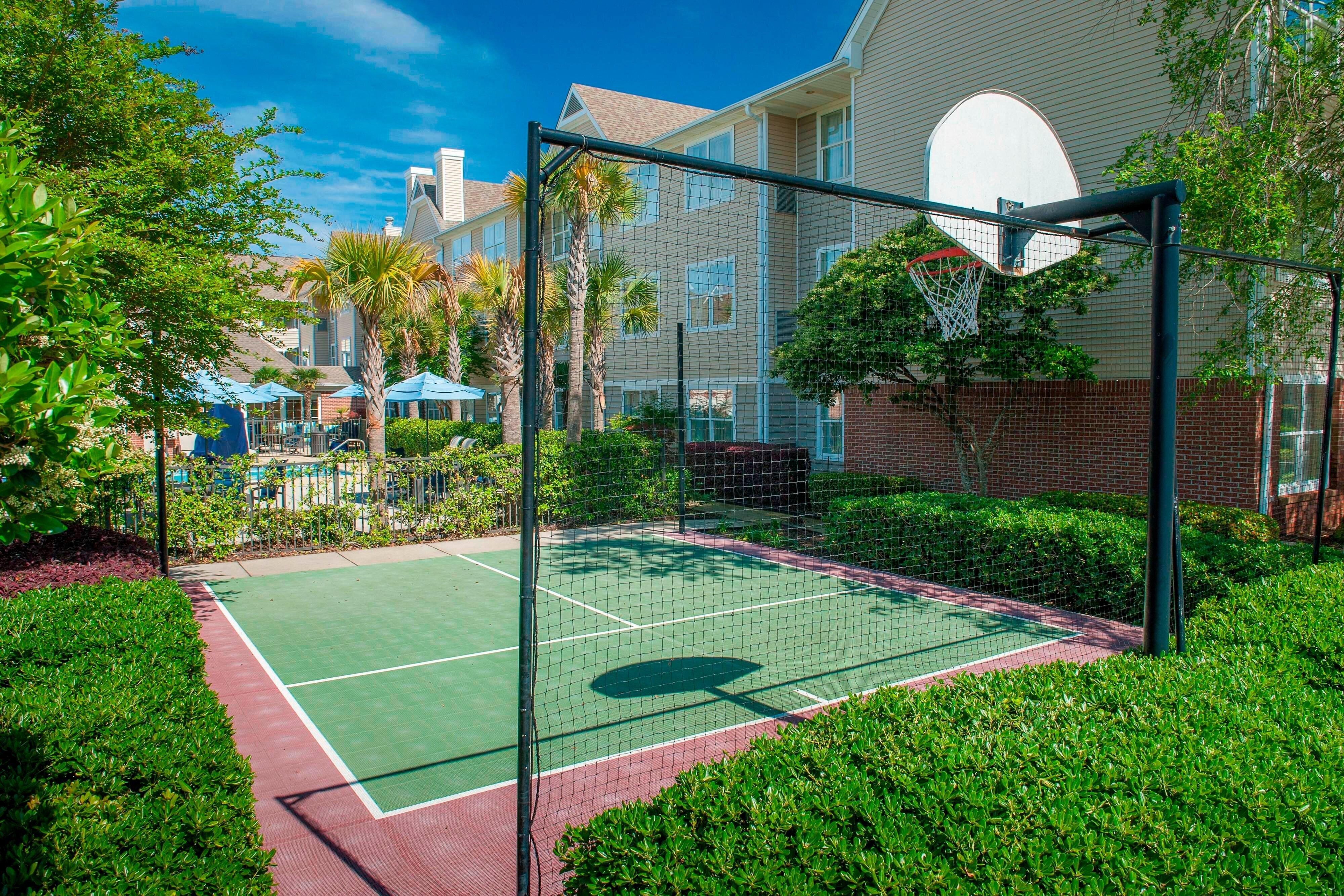 RESIDENCE INN BY MARRIOTT PENSACOLA DOWNTOWN 179 1 9 9 Updated   Sport Court 