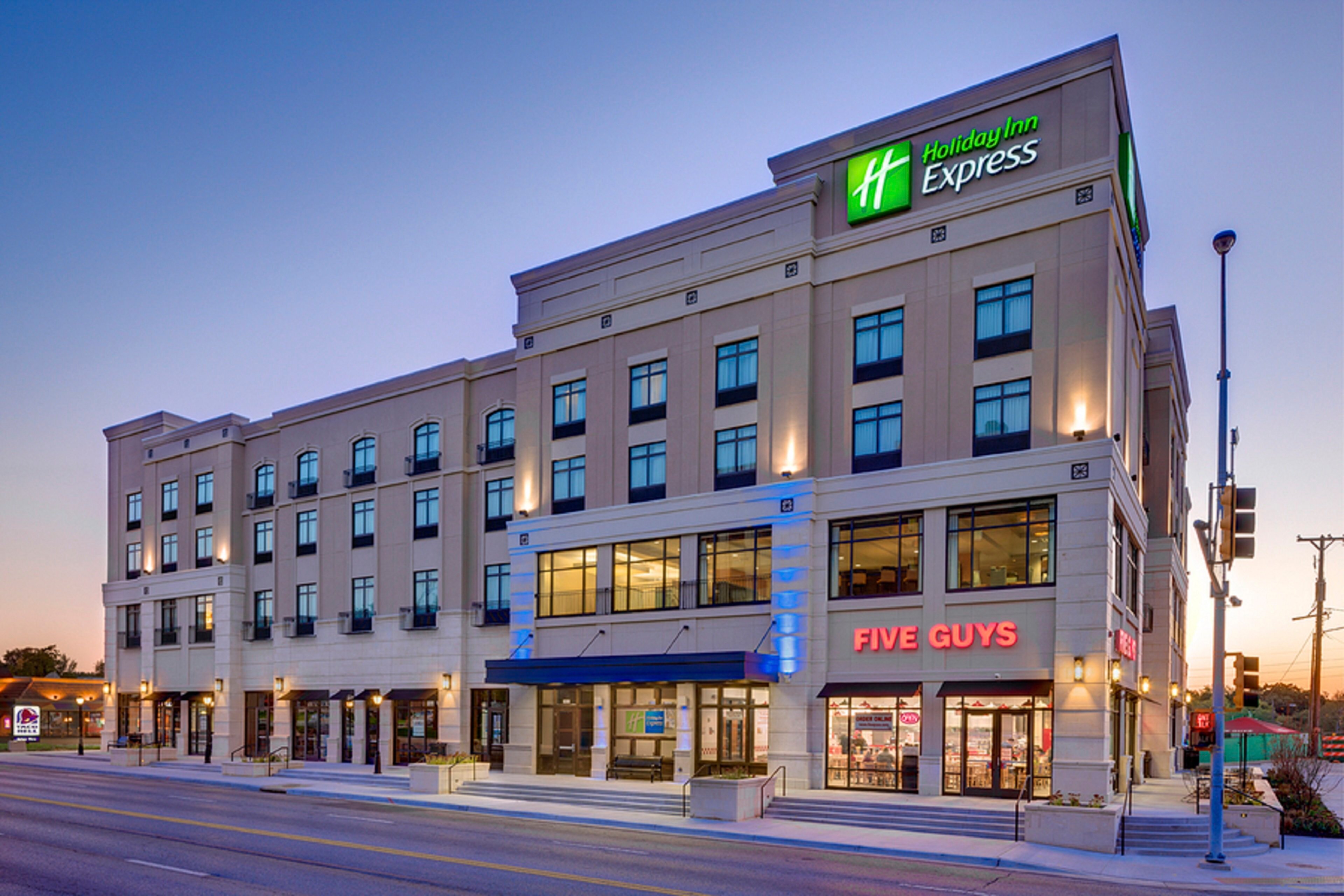 HOLIDAY INN EXPRESS & SUITES KANSAS CITY KU MEDICAL CENTER, AN IHG ...