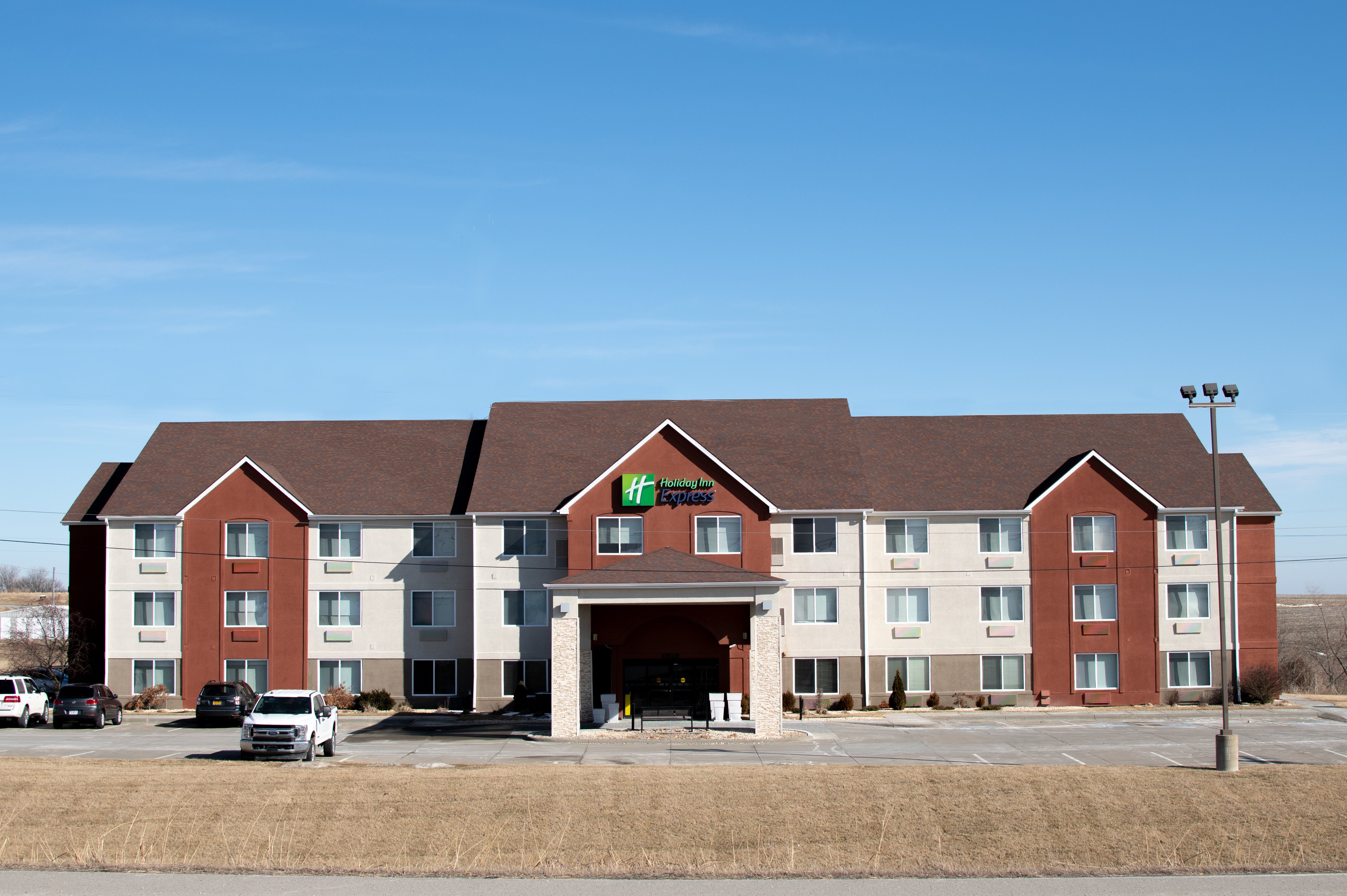 HOLIDAY INN EXPRESS SUITES MARYVILLE Desde 2 619 MO Opiniones Y   Hotel Exterior 