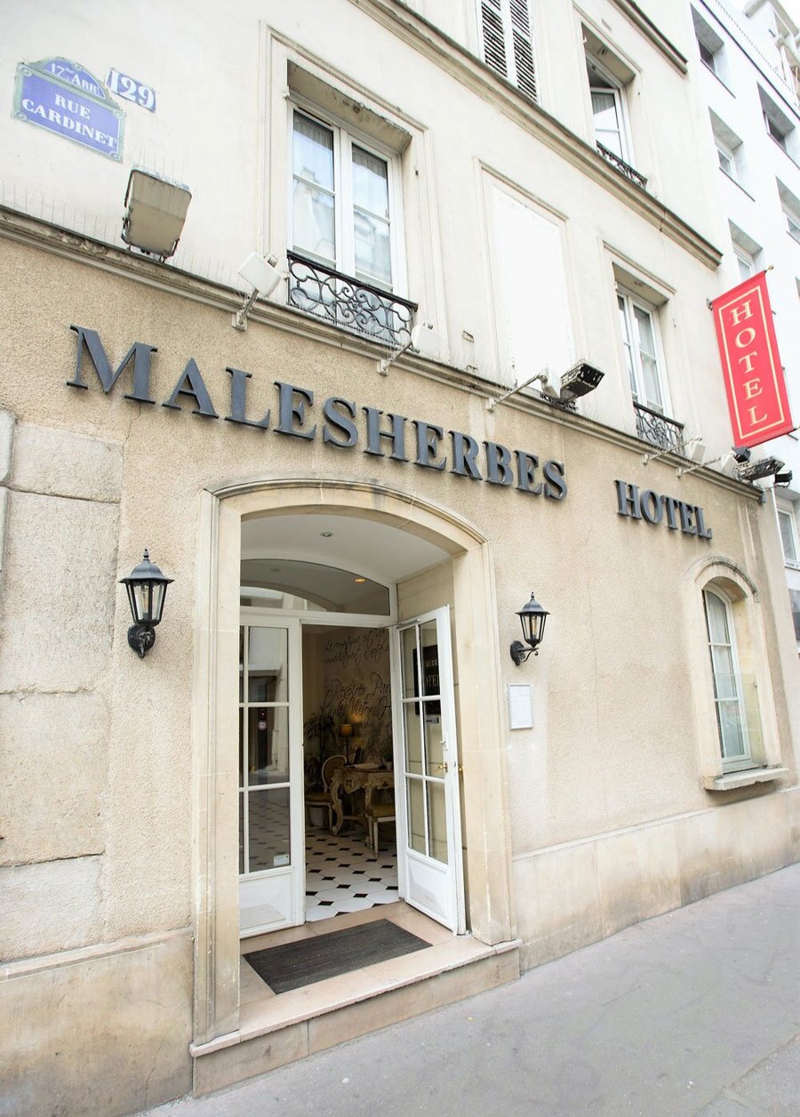 hotel romance malesherbes france