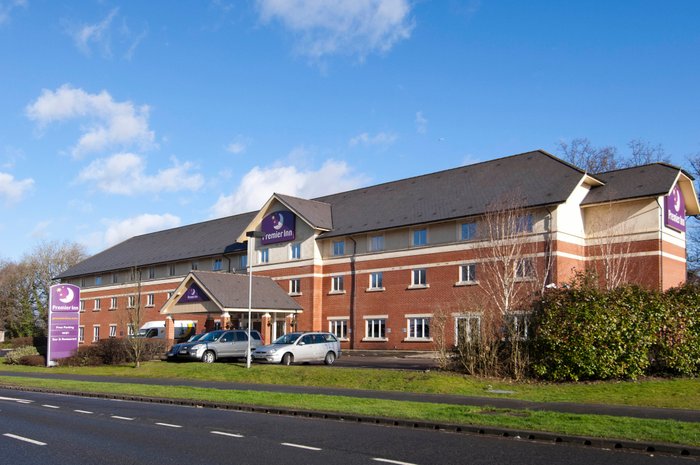 PREMIER INN GATWICK CRAWLEY TOWN WEST HOTEL - Updated 2024 Reviews ...