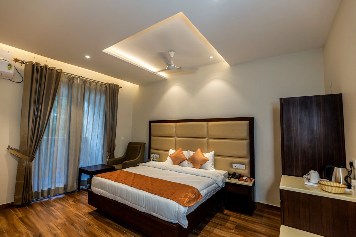Hotel Ashiana Regency Rooms: Pictures & Reviews Hotel Ashiana Regency Rooms: Pictures & Reviews - Tripadvisor