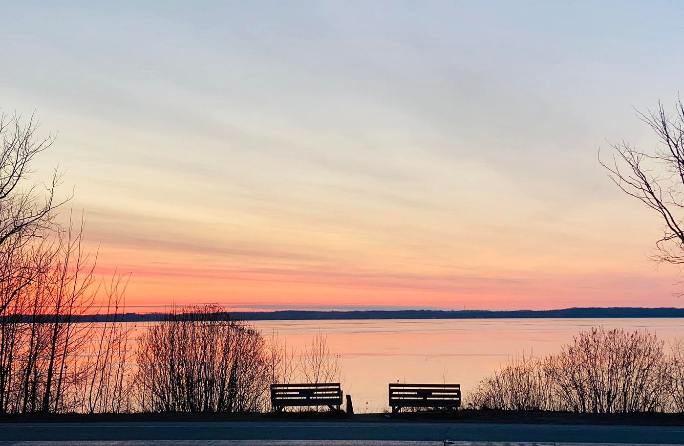M22 INN - SUTTONS BAY - Updated 2024 Motel Reviews (MI)