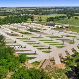 36 acre park with plenty of room to roam