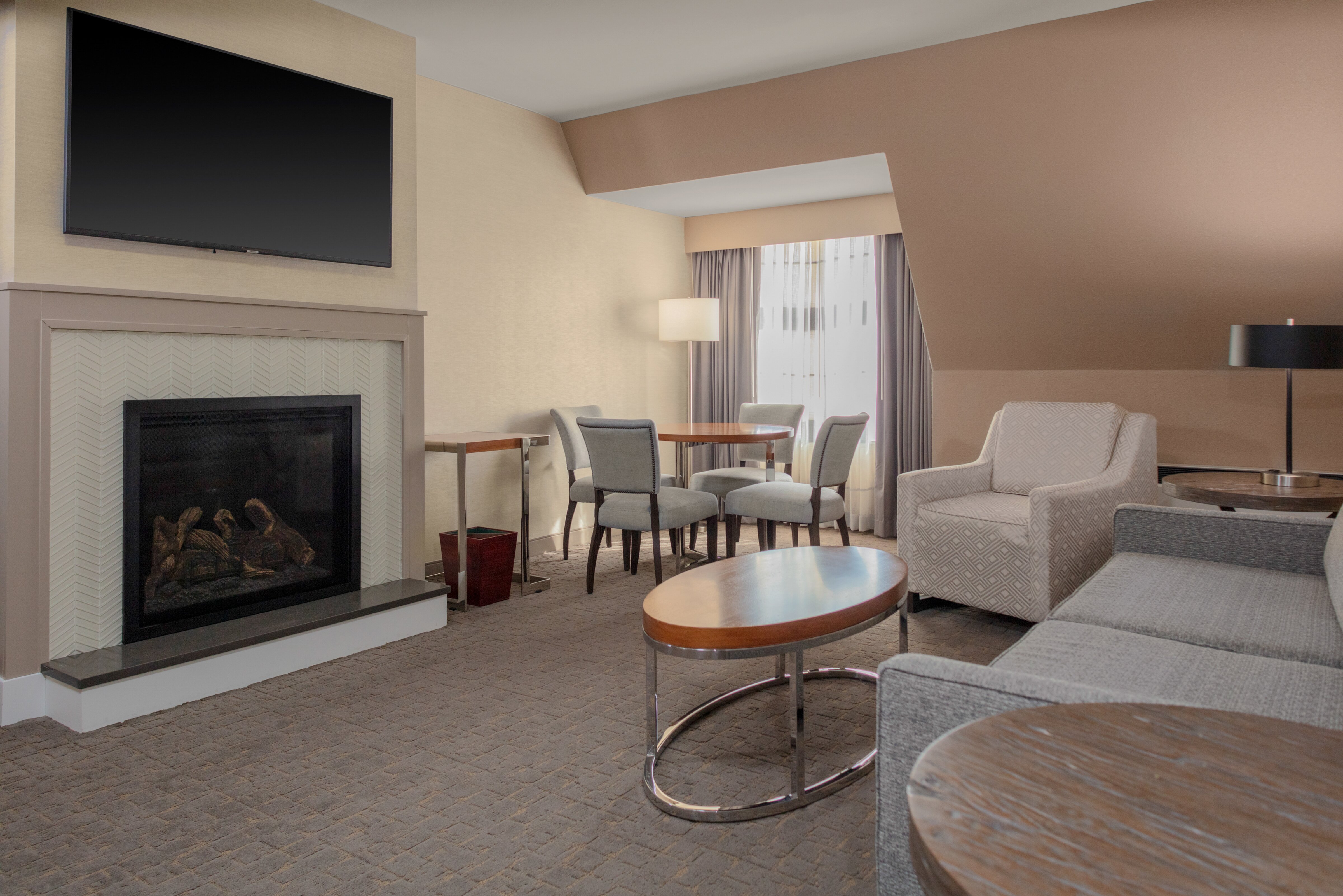 DOUBLETREE BY HILTON BURLINGTON VERMONT Updated 2024 Prices Hotel   Doubletree By Hilton 