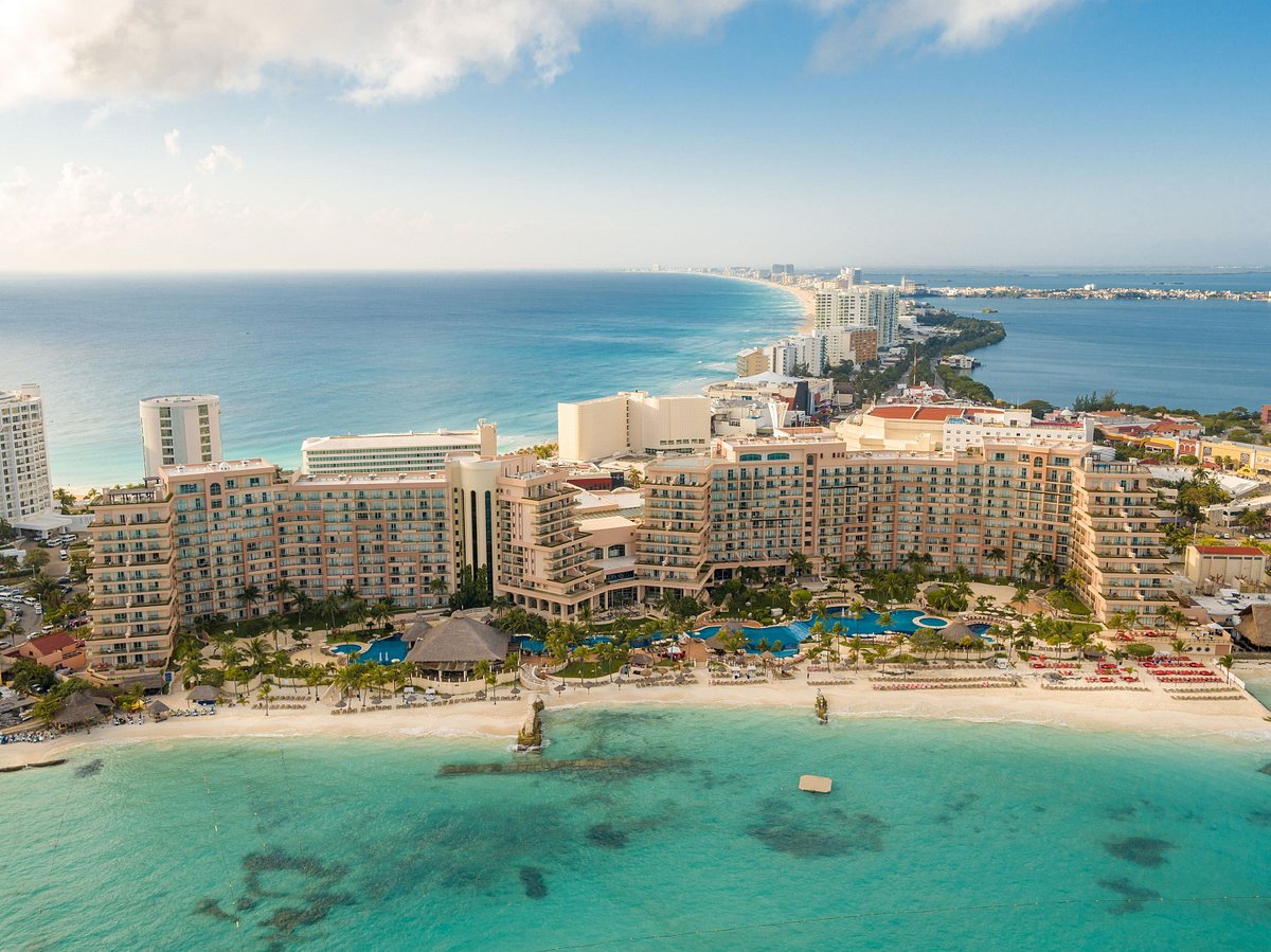 Grand Fiesta Americana Coral Beach Cancún All Inclusive โรงแรมใน กังกุน