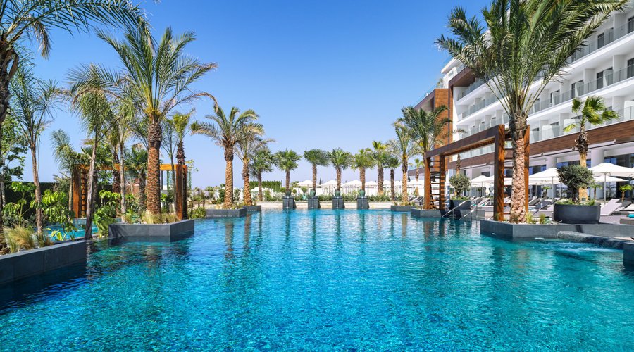 Saffire Pool 