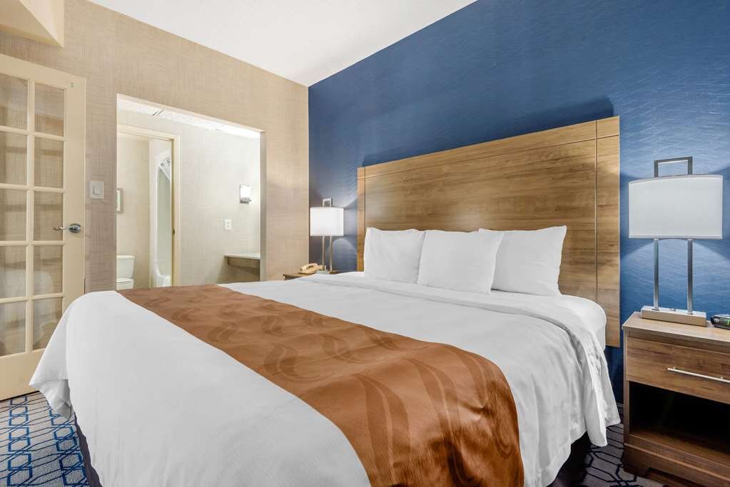 Hotel photo 22 of Quality Suites.