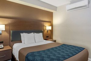 Room & Suite
