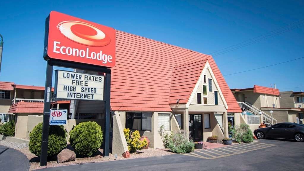 ECONO LODGE DOWNTOWN $75 ($̶1̶0̶0̶) - Updated 2023 Prices & Motel ...