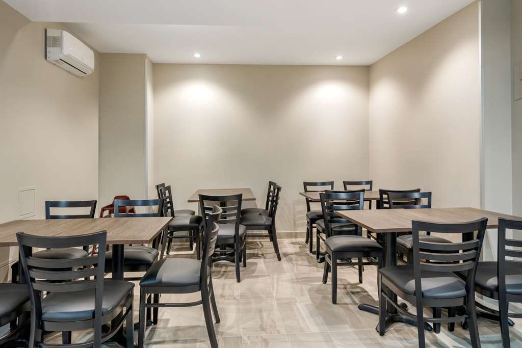 Quality Inn Centre Ville UPDATED 2024 Prices Reviews Photos   Breakfast Area 