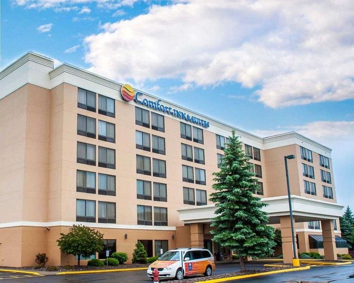 COMFORT INN & SUITES WATERTOWN - 1000 ISLANDS - UPDATED 2024 Hotel ...