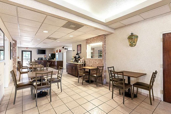 ECONO LODGE - Updated 2024 Prices & Motel Reviews (Vero Beach, FL)