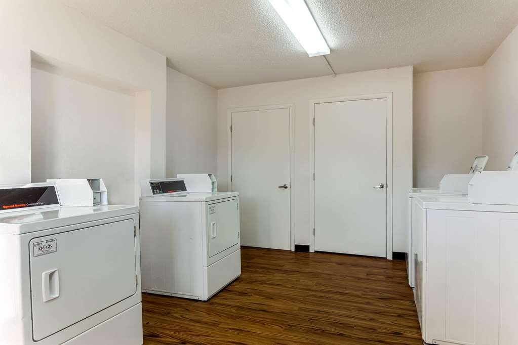 Hotel photo 48 of La Quinta Inn by Wyndham Tampa Bay Airport.
