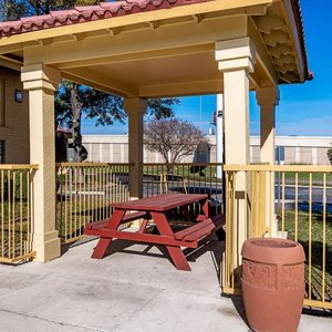La Quinta Inn by Wyndham San Antonio Vance Jackson, hotel in San Antonio
