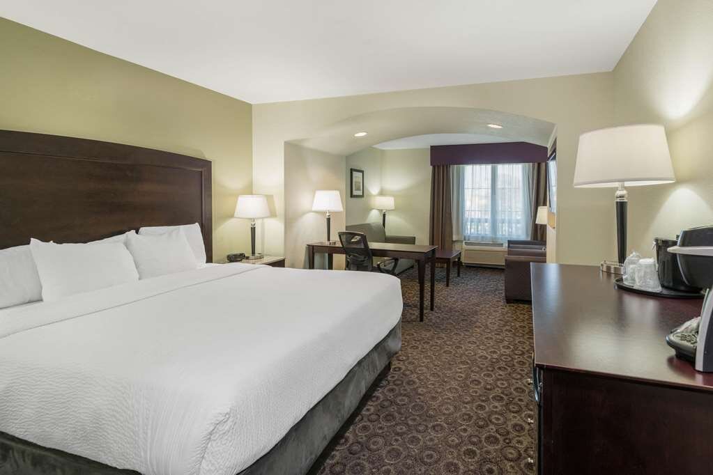 Hotel photo 61 of La Quinta Inn & Suites by Wyndham Las Vegas Airport South.