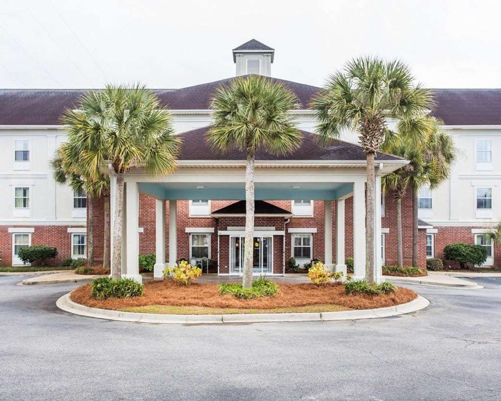 COMFORT INN & SUITES PATRIOTS POINT $129 ($̶1̶6̶4̶) - Updated 2023 ...