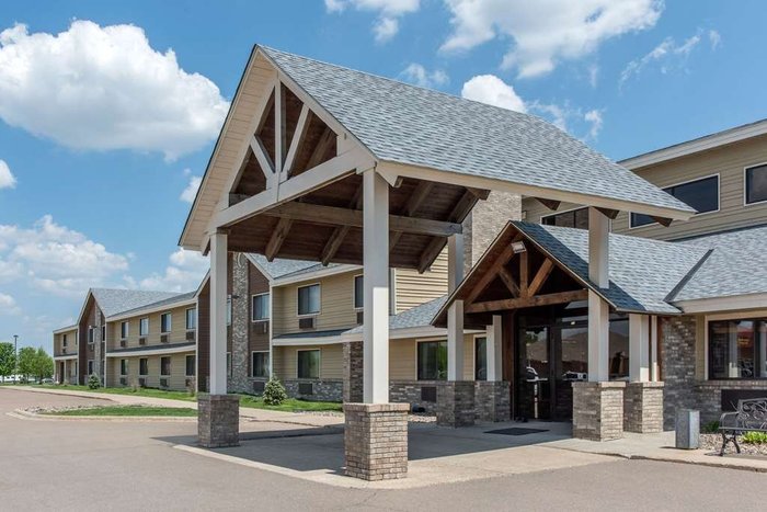 QUALITY INN & SUITES - Prices & Hotel Reviews (New Prague, MN)