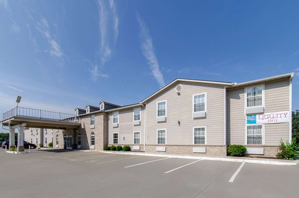 QUALITY INN KEARNEY LIBERTY 84 8 9 Prices Hotel