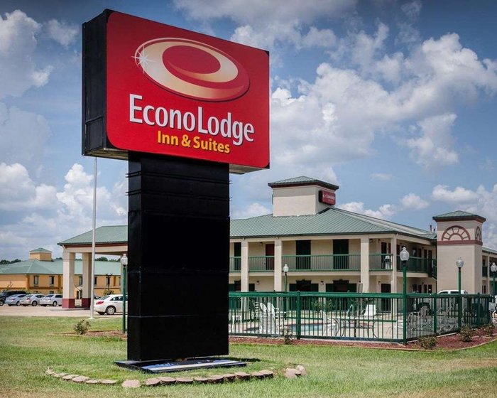 ECONO LODGE INN & SUITES 83 (̶9̶0̶) Prices & Hotel Reviews