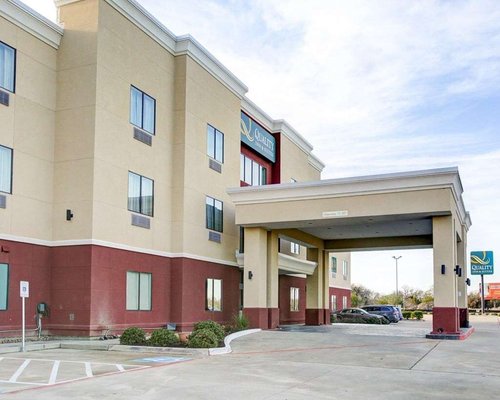 QUALITY INN & SUITES BRYAN - Updated 2024 Prices & Hotel Reviews (TX)