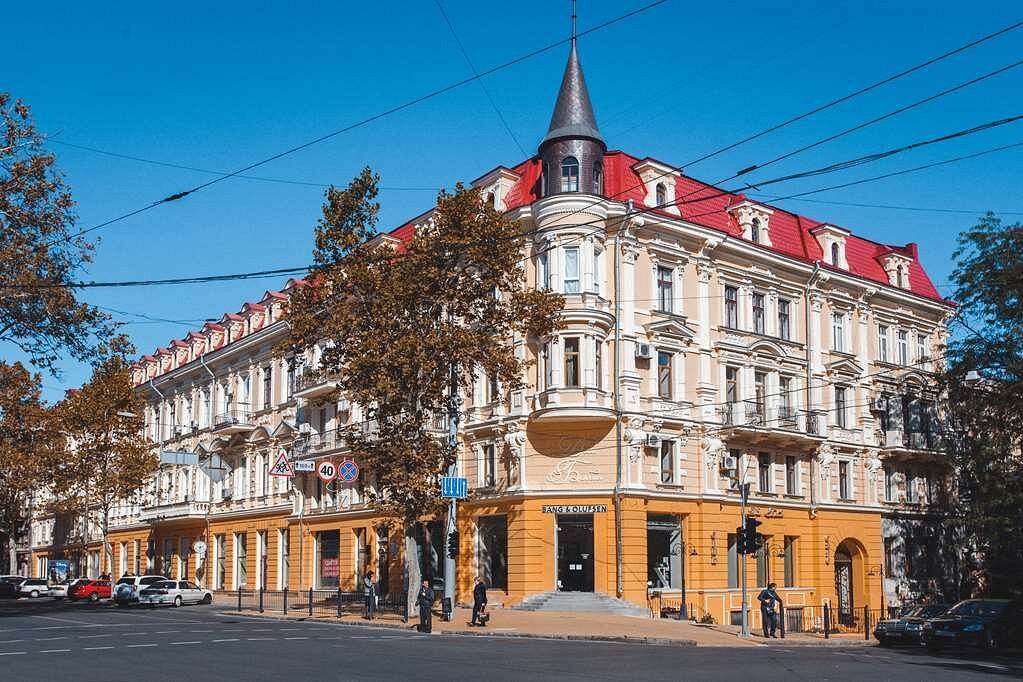 УНО Дизайн Отель, отель в г. Одесса