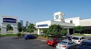 Wyndham Riverfront Little Rock in North Little Rock, image may contain: Car Dealership, Vehicle, Shopping Mall, Shop