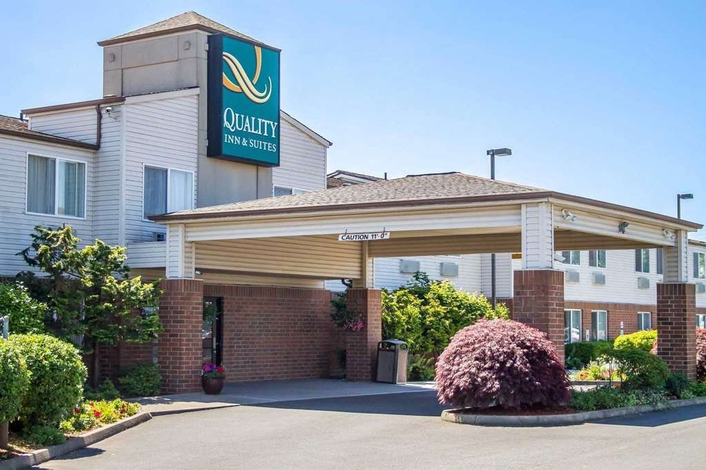 Quality Inn & Suites Longview Kelso $93 ($̶1̶1̶2̶) - Prices & Hotel 