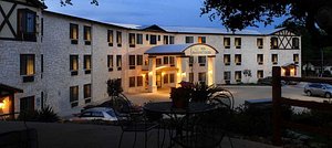 Peach Tree Inn & Suites, Fredericksburg – Updated 2024 Prices