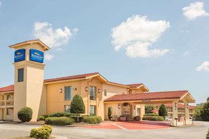 Baymont by Wyndham Greenville Woodruff Rd in Greenville, image may contain: Hotel, Villa, Inn, Resort