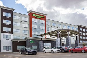 Wyndham Garden Edmonton Airport in Leduc, image may contain: Hotel, Office Building, City, Urban