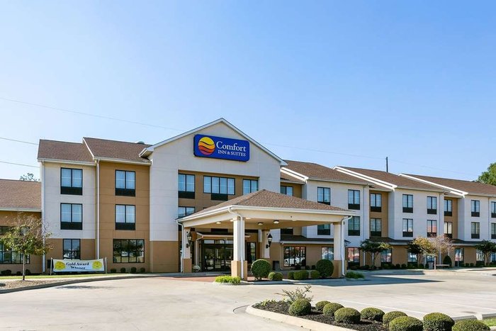 COMFORT INN AND SUITES - Updated 2023 Prices & Hotel Reviews ...