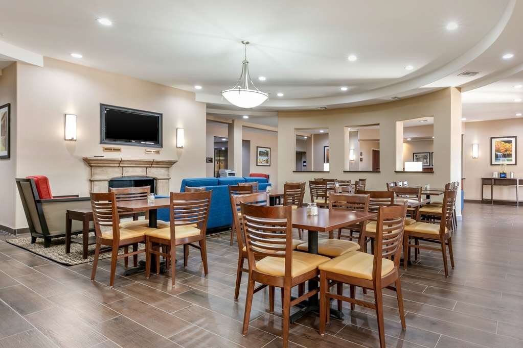 Hotel photo 51 of Comfort Inn & Suites Van Buren - Fort Smith.