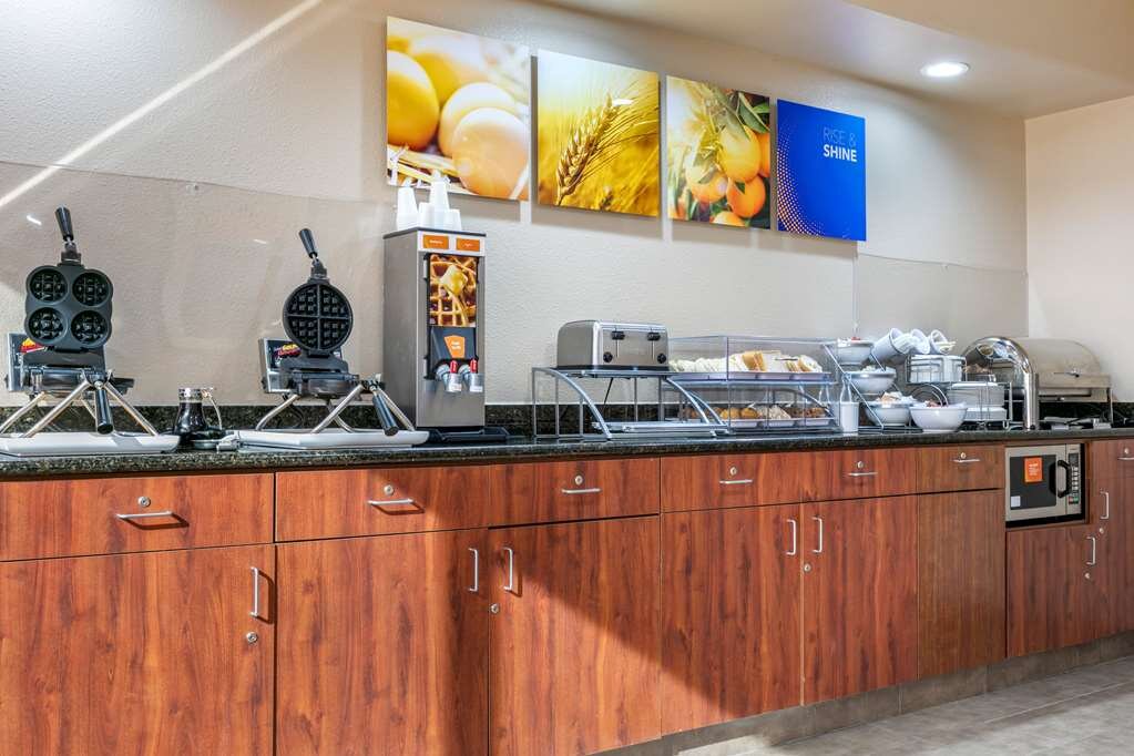 Hotel photo 56 of Comfort Inn & Suites Van Buren - Fort Smith.