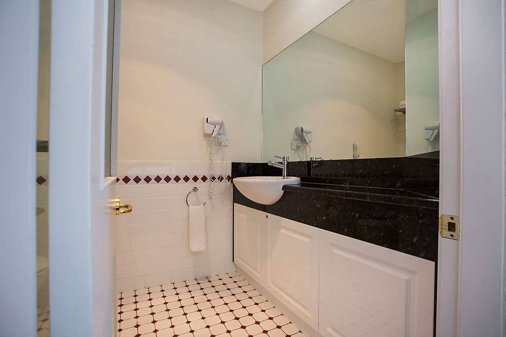 Hotel photo 2 of Quality Hotel Bentinck.