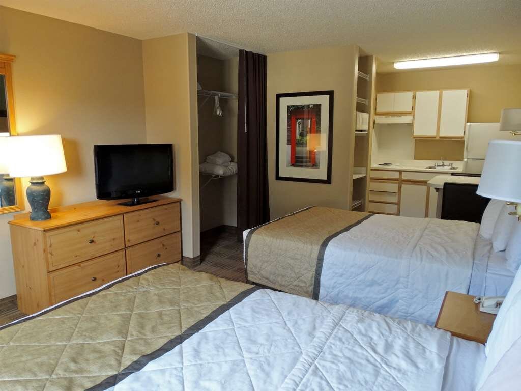 EXTENDED STAY AMERICA TAMPA NORTH AIRPORT 124 1 3 2