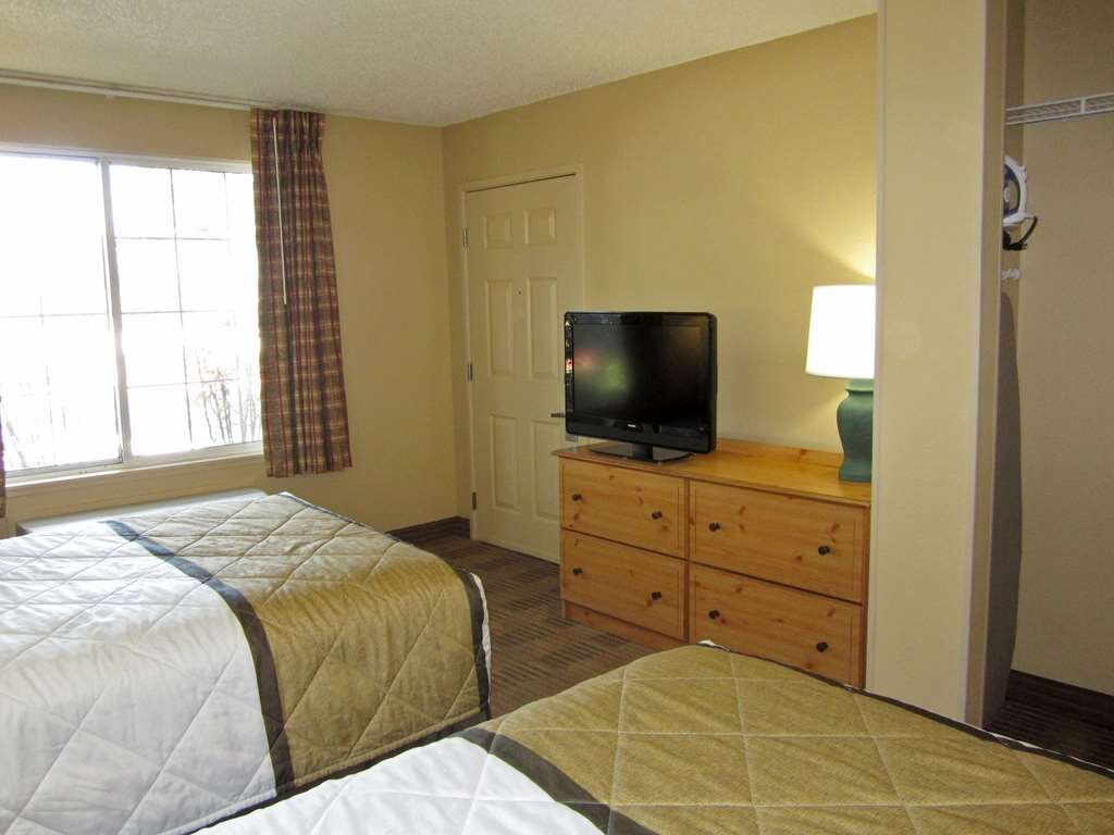 EXTENDED STAY AMERICA TAMPA NORTH AIRPORT 124 1 3 2