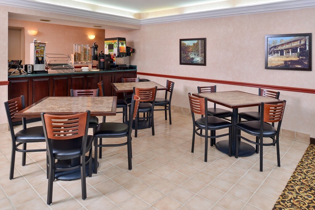 COUNTRY HEARTH INN & SUITES TOCCOA (GA): Opiniones, Comparación De ...