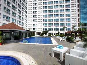 Quest Hotel and Conference Center - Cebu in Cebu Island, image may contain: Resort, Hotel, City, Condo