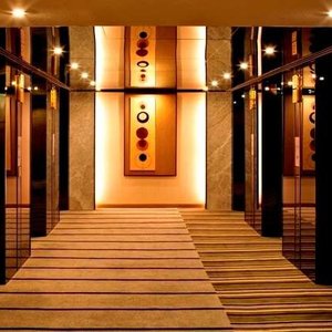 KLNH lift lobby