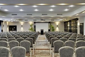 Carlton Hotel Dublin Airport in Cloghran, image may contain: People, Indoors, Classroom, School