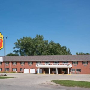 Welcome to the Super 8 Sheldon