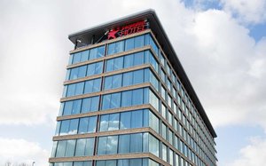Corendon Amsterdam New-West, a Tribute Portfolio Hotel in Amsterdam, image may contain: Office Building, Hotel, City, Urban